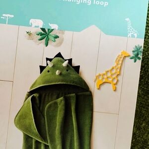 NWT PILLOWFORT Dinosaur Hooded  Towel